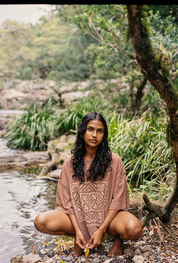 Shanti Tee ~ Cashew